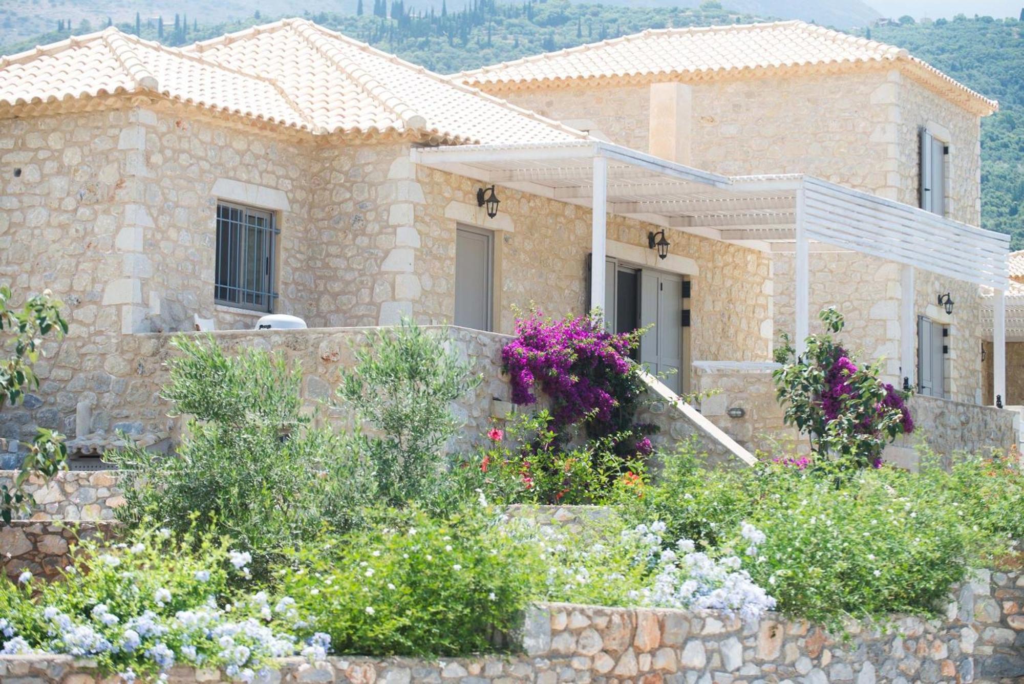 Poliana Estate Villas Riglia Esterno foto